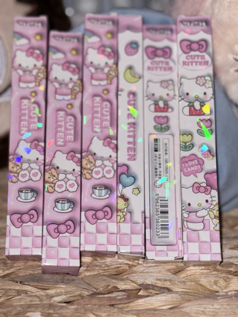 Hello Kitty Blind Box Click Pens -Bundle of 6 ✨